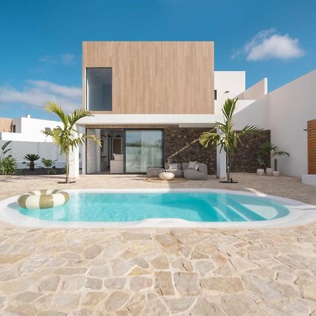 Villa Noma - Design Space With Pool In Corralejo Exterior photo