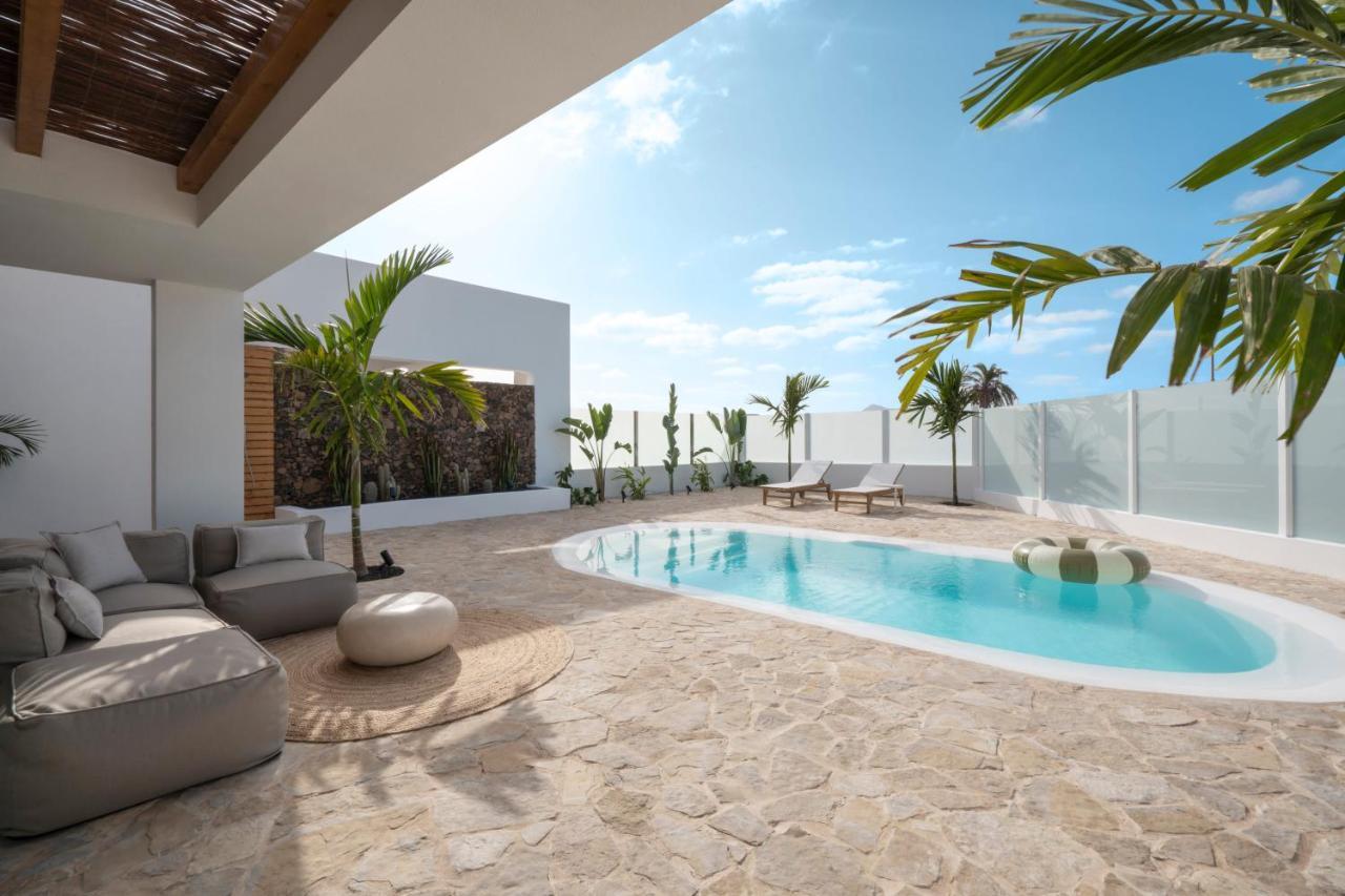 Villa Noma - Design Space With Pool In Corralejo Exterior photo