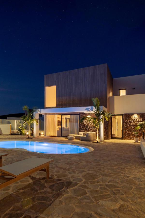 Villa Noma - Design Space With Pool In Corralejo Exterior photo